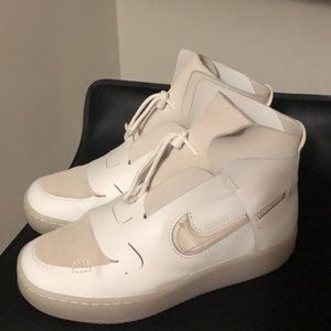 NIKE VANDALIZED RARE W 7.5 / 6Y